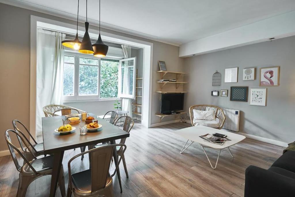 Magnificent 4 Bedroom In Eixample Appartement Barcelona