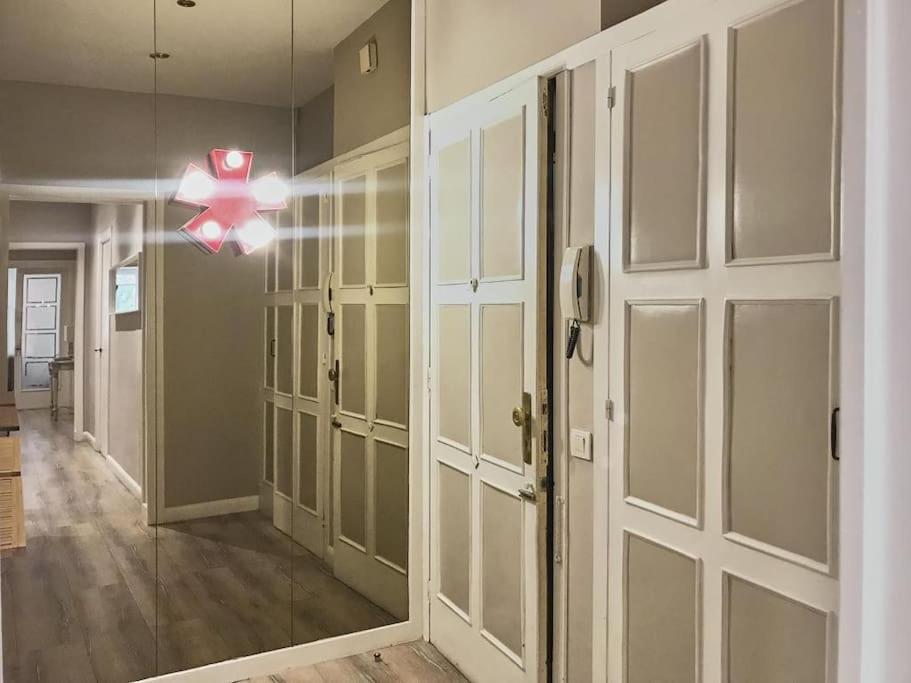 Magnificent 4 Bedroom In Eixample Appartement Barcelona